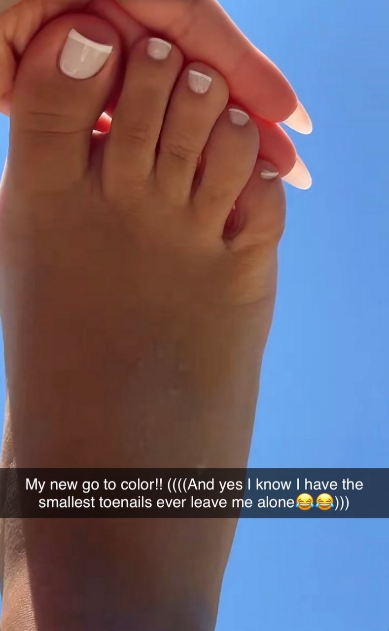 Catherine Paiz Feet